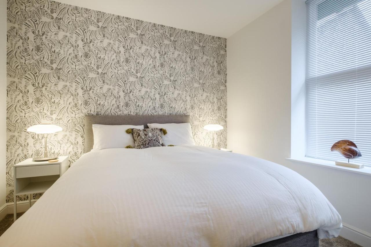 Flat 2, The Old Antiques Warehouse - Free Off-Site Health Club Access With Pool, Sauna, Steam Room & Gym Bowness-on-Windermere Zewnętrze zdjęcie